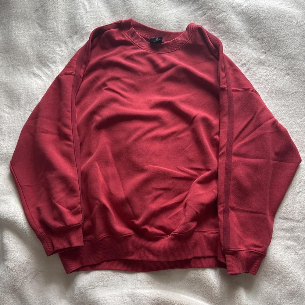 PacSun Red Crewneck Pullover Sweatshirt